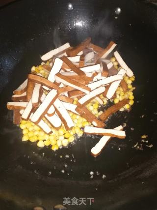 付贵宝的玉米豆腐干制作菜谱